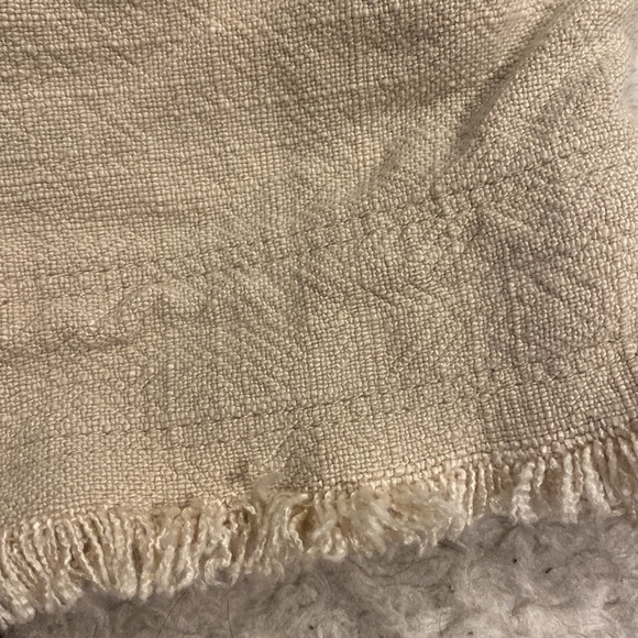 Fancy beachy beige shorts - Picture 4 of 6